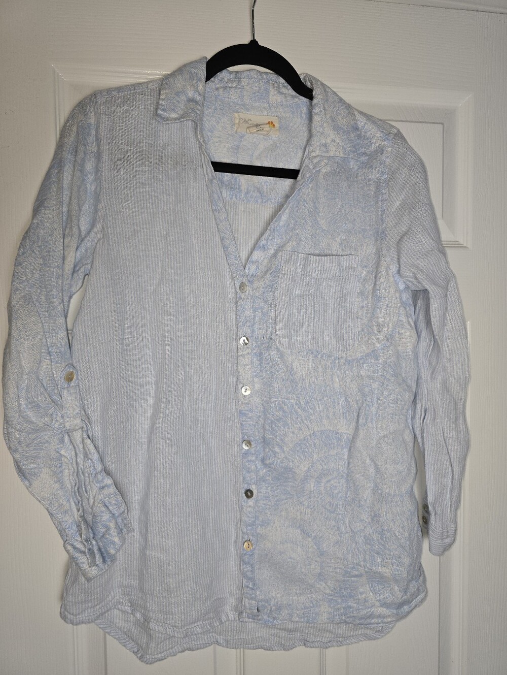C&C California 100% Linen Shirt - Light Blue Stripes & Sea Shells Size Small